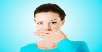 ‏5 راه برای دور کردن بوی بد دهان