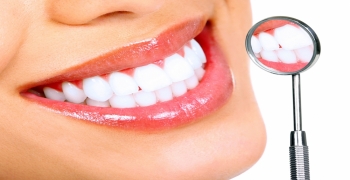 سفید کردن غیرتخصصی دندانها باعث درد شدید در دندان میشود